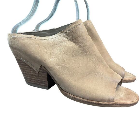 Dolce Vita Womens Open Toe Chunky Heel Mules Booties Slip On Shoes Beige sz 10 - Picture 1 of 16